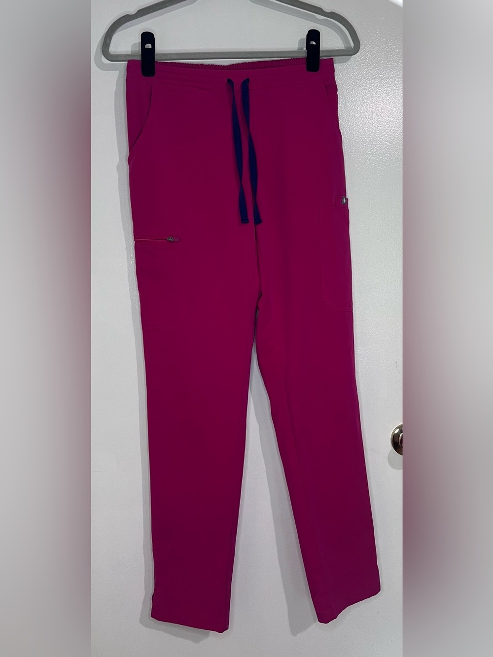 Figs Women’s yola Pants in Magenta with Navy Drawstring